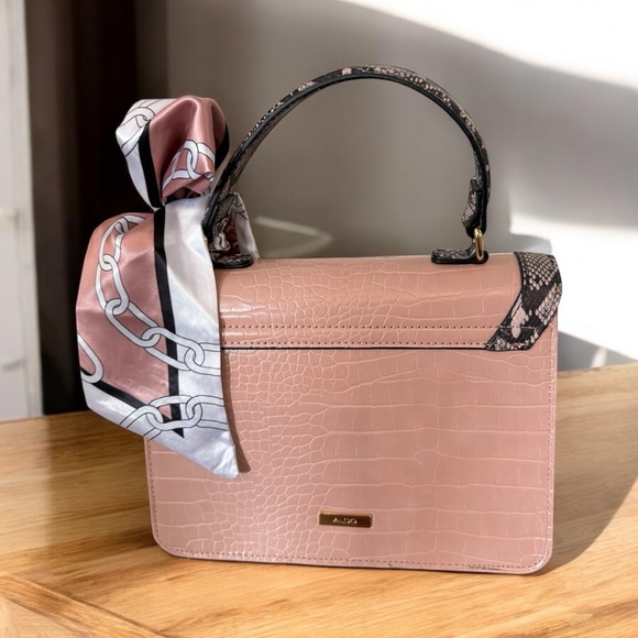 Aldo 'GLENDA' Convertible in Light Pink & Snakeskin Print Satchel. LIKE NEW - Picture 3 of 5